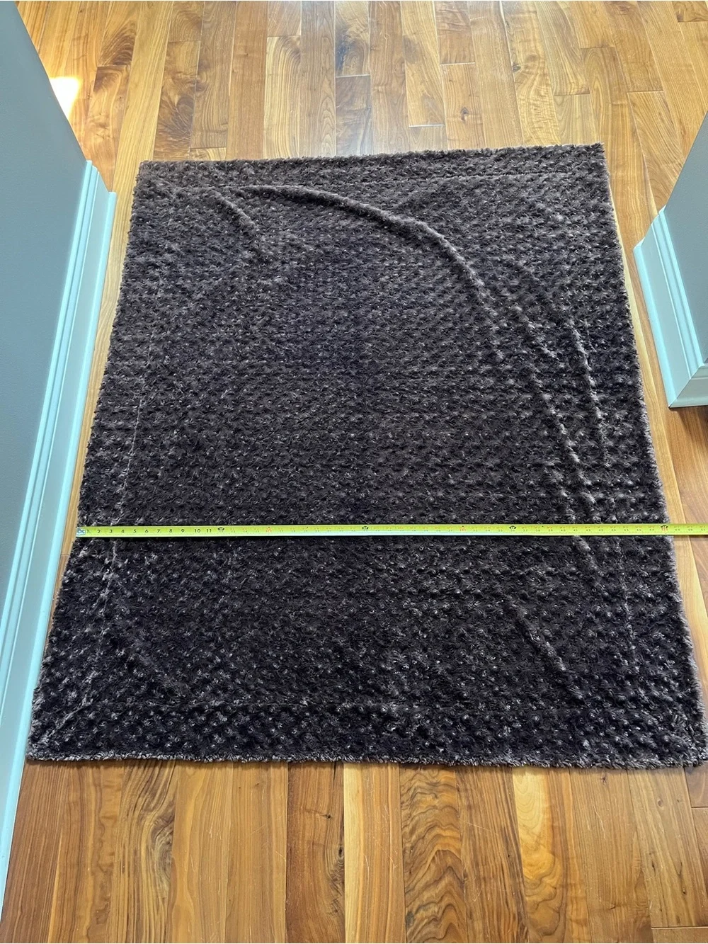Pier 1 Imports Faux Fur Reversible Throw Blanket Mink Dark Brown 48” x 60”